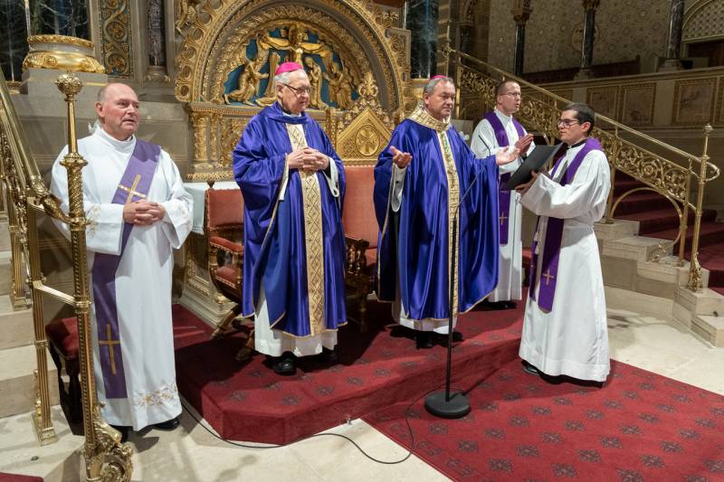 2025_10_07_juhasz tibor gyaszmise.jpg